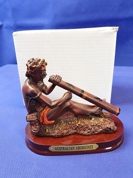 Beeld - Aboriginal met didgeridoo