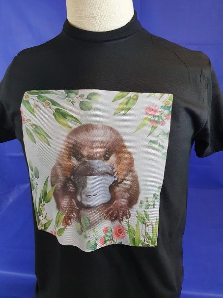 T-shirt - Zwart - Platypus - size M